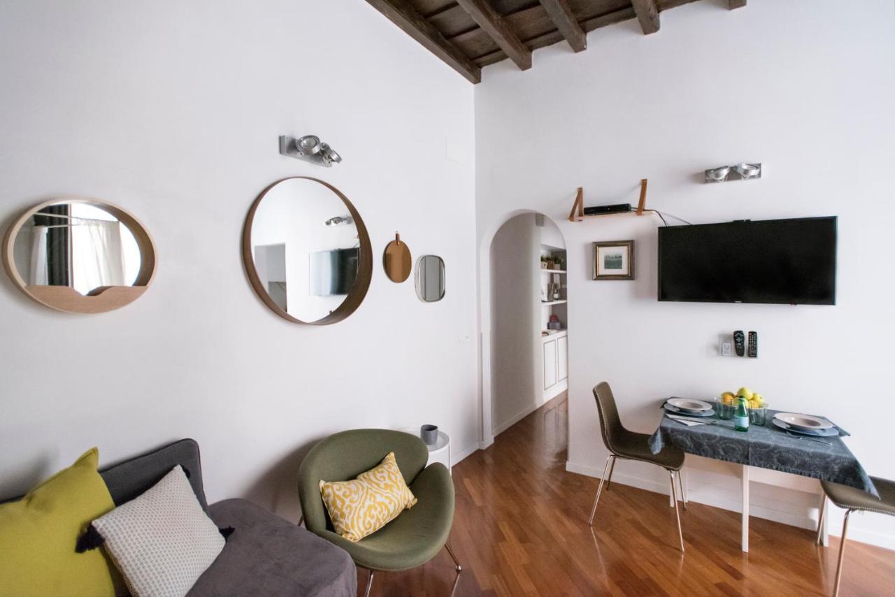 Apartment Near Trevi Fountain Roma Esterno foto