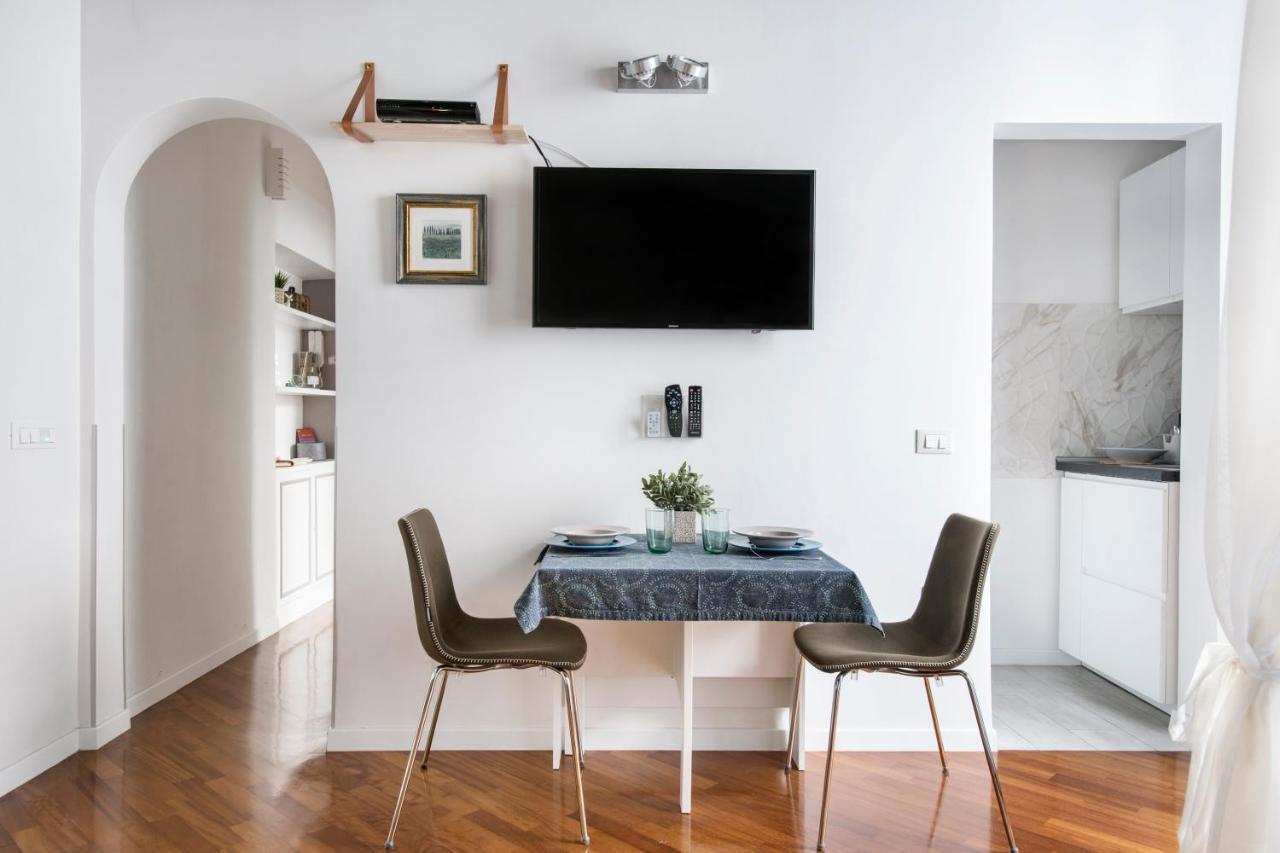 Apartment Near Trevi Fountain Roma Esterno foto